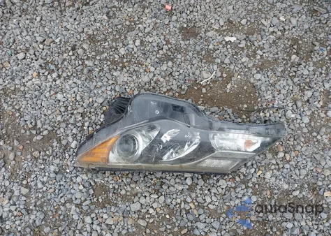 2015 Toyota Rav4 Le z USA, uszkodzony, nr VIN JTMBFREV9FD097362